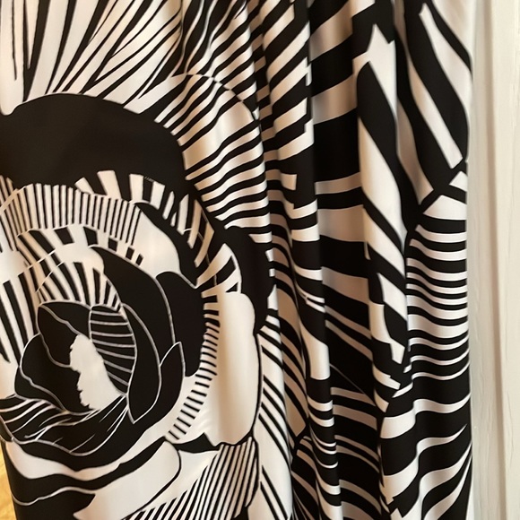 JFW Maxi dress size medium - Picture 2 of 4